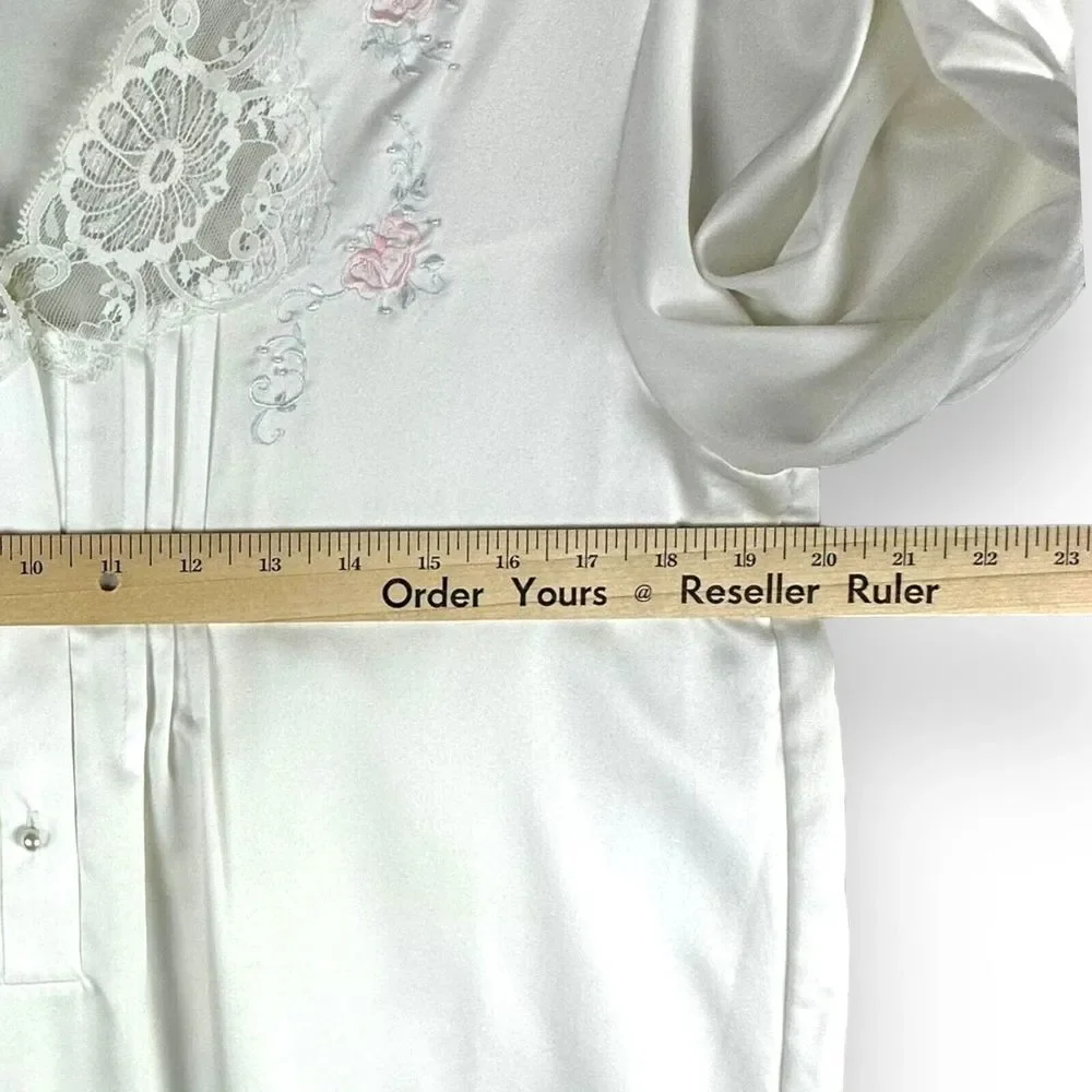 VTG Barbizon Nightgown Women's sz Med Embroidered Ruffle Lace Pearl Button GUC‎